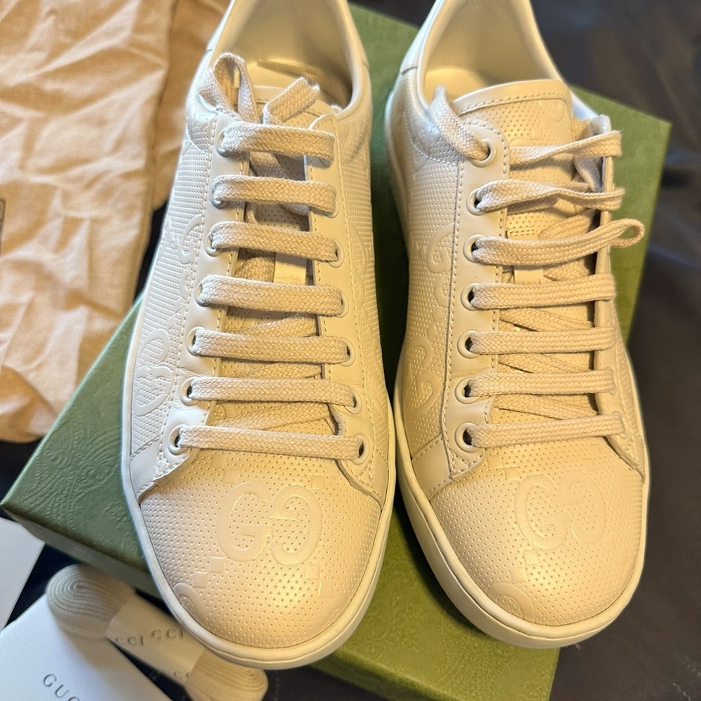 Gucci Embossed GG Ace Sneaker - Picture 4 of 9